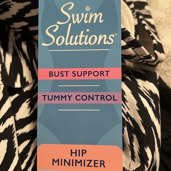 Swim Solutions Women's Size 8 Black Tiered One Piece Swimsuit | NEW/NWT!!🖤✔️☀️ - Picture 5 of 5